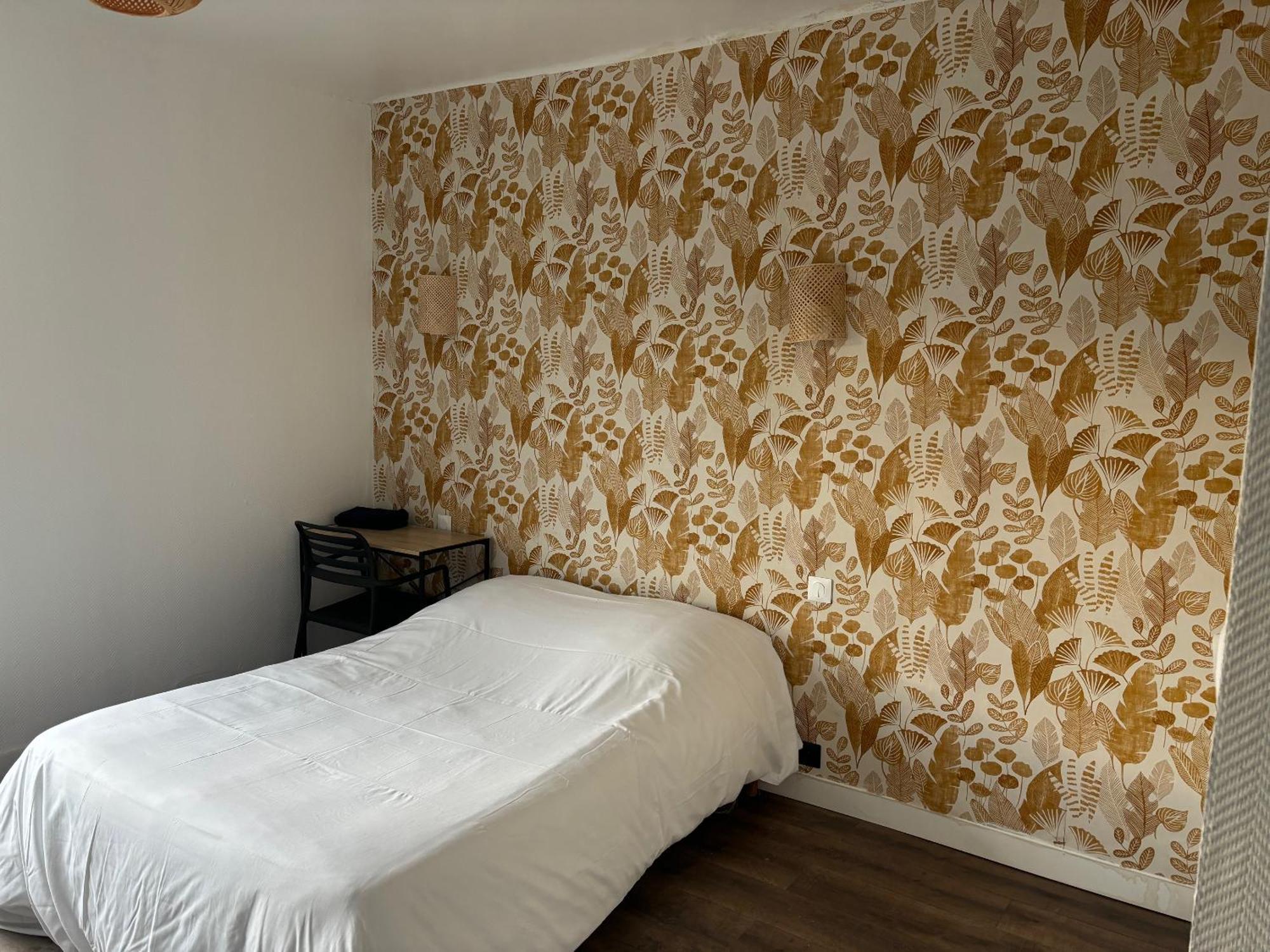 Hotel De La Gare-Les Floralies Puvatya Dış mekan fotoğraf