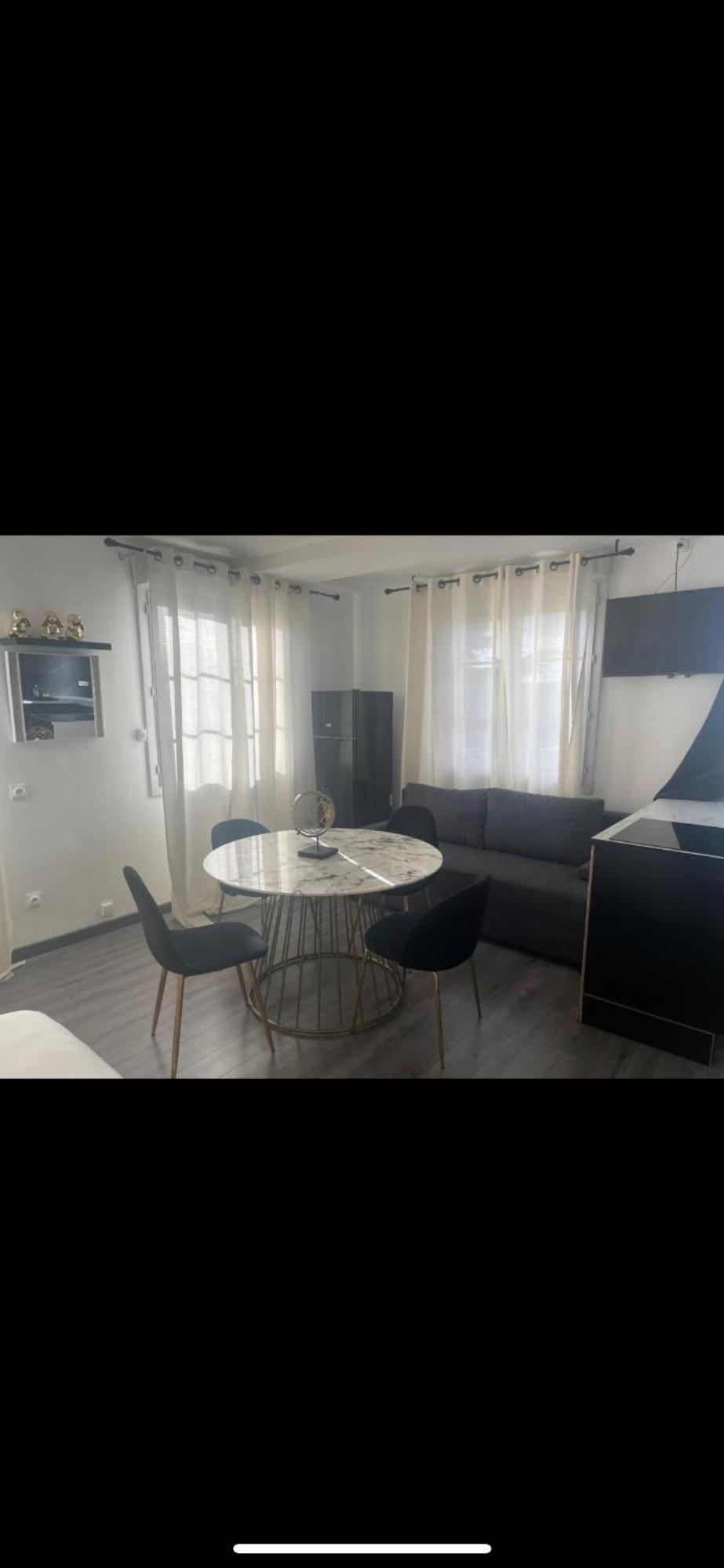 Hotel De La Gare-Les Floralies Puvatya Dış mekan fotoğraf